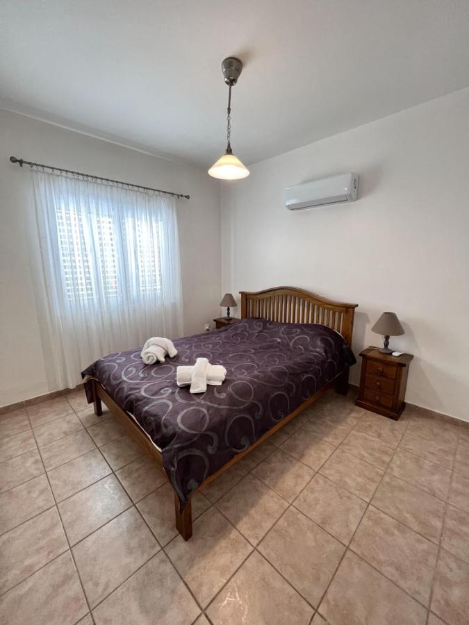 Pafia Sunbeach Townhouse Пафос Екстериор снимка